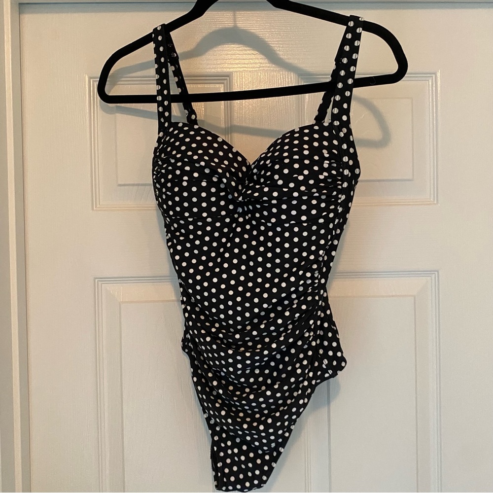 Bond Eye Australia One Piece Swimsuit Black and White Polka Dots Size 6.